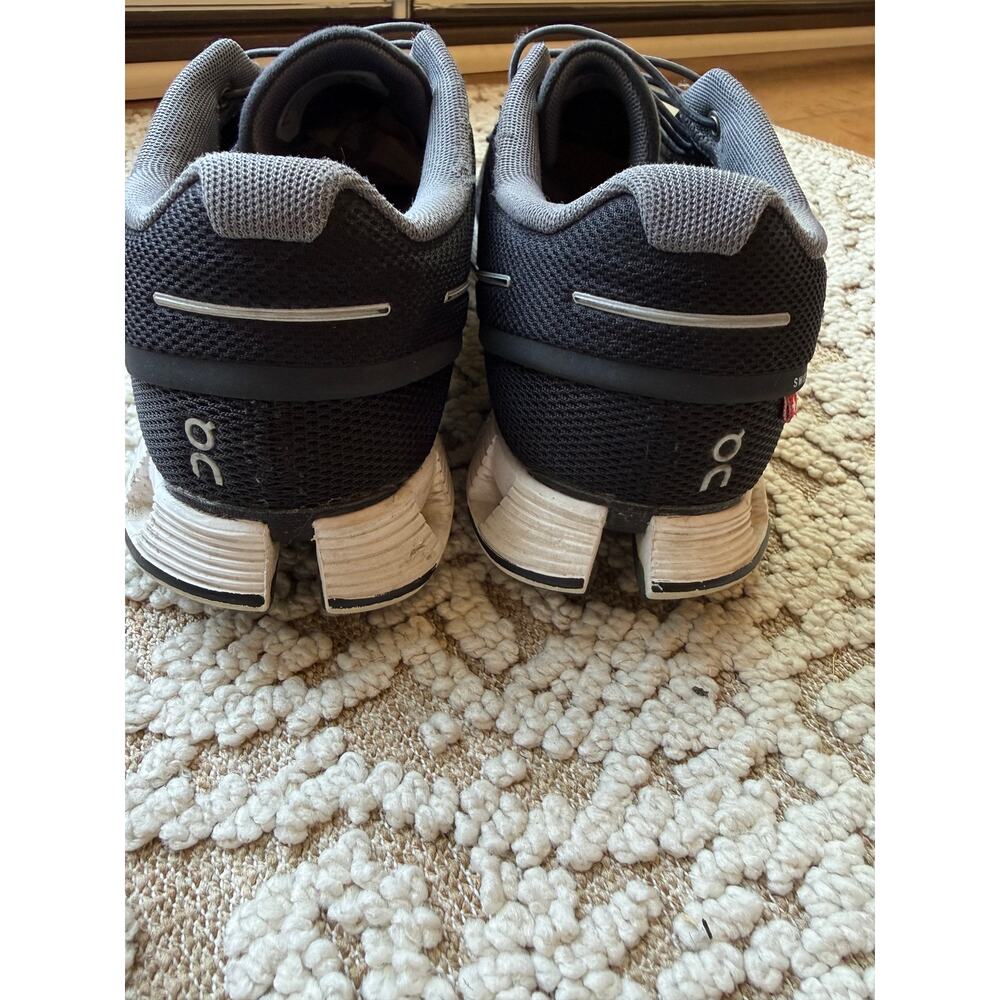 ON Cloud Black Sneakers Running Shoes Womens 8 - Picture 4 of 6